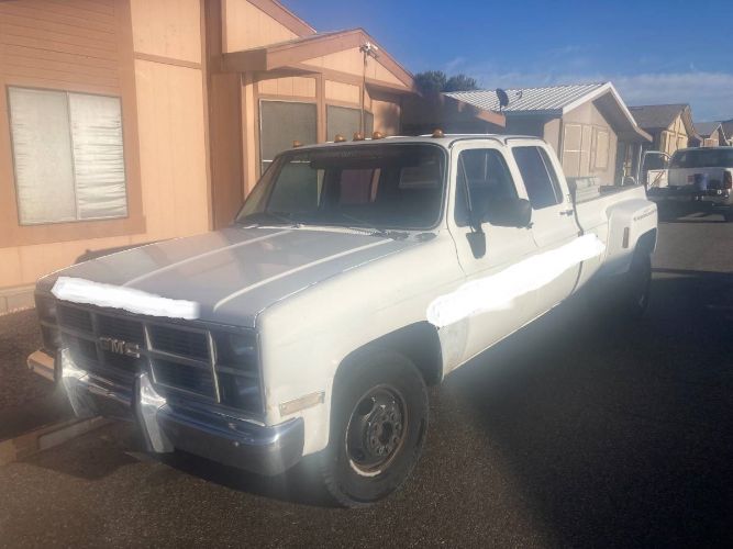 Gmc-3500-1983-White-1