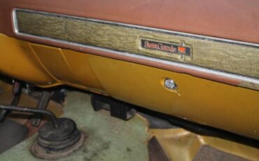Gmc-C10-1975-Yellow-8