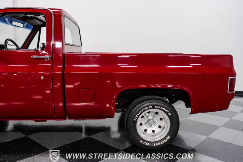 Gmc-C1500-1985-Burgundy-Gray-37