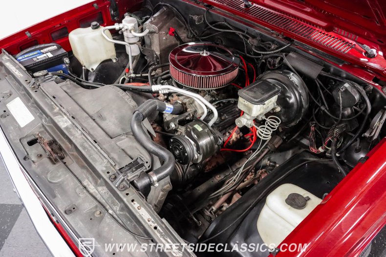 Gmc-C1500-1985-Burgundy-Gray-43