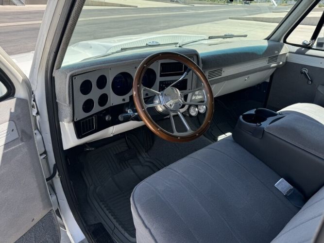 Gmc-C1500-1986-White-9