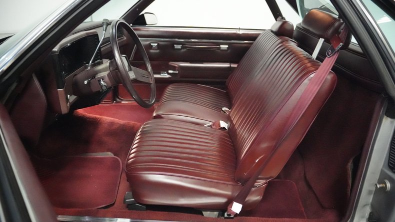 Gmc-Caballero-1986-Black-Burgundy-30