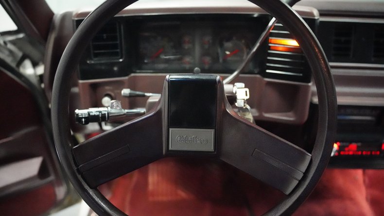 Gmc-Caballero-1986-Black-Burgundy-31