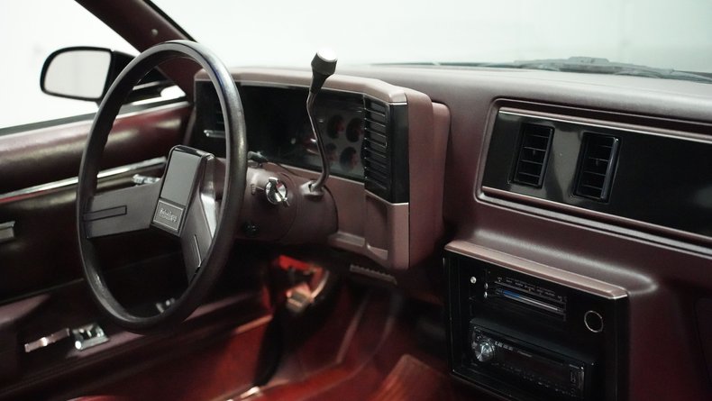 Gmc-Caballero-1986-Black-Burgundy-41