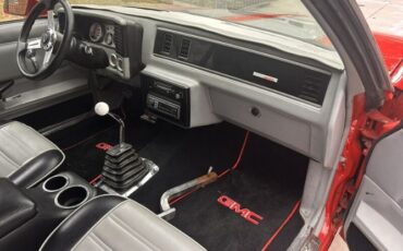 Gmc-Caballero-1986-Red-Gray-10