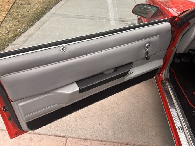 Gmc-Caballero-1986-Red-Gray-11