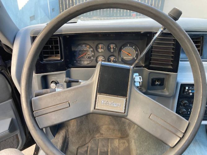 Gmc-Caballero-1987-Black-6