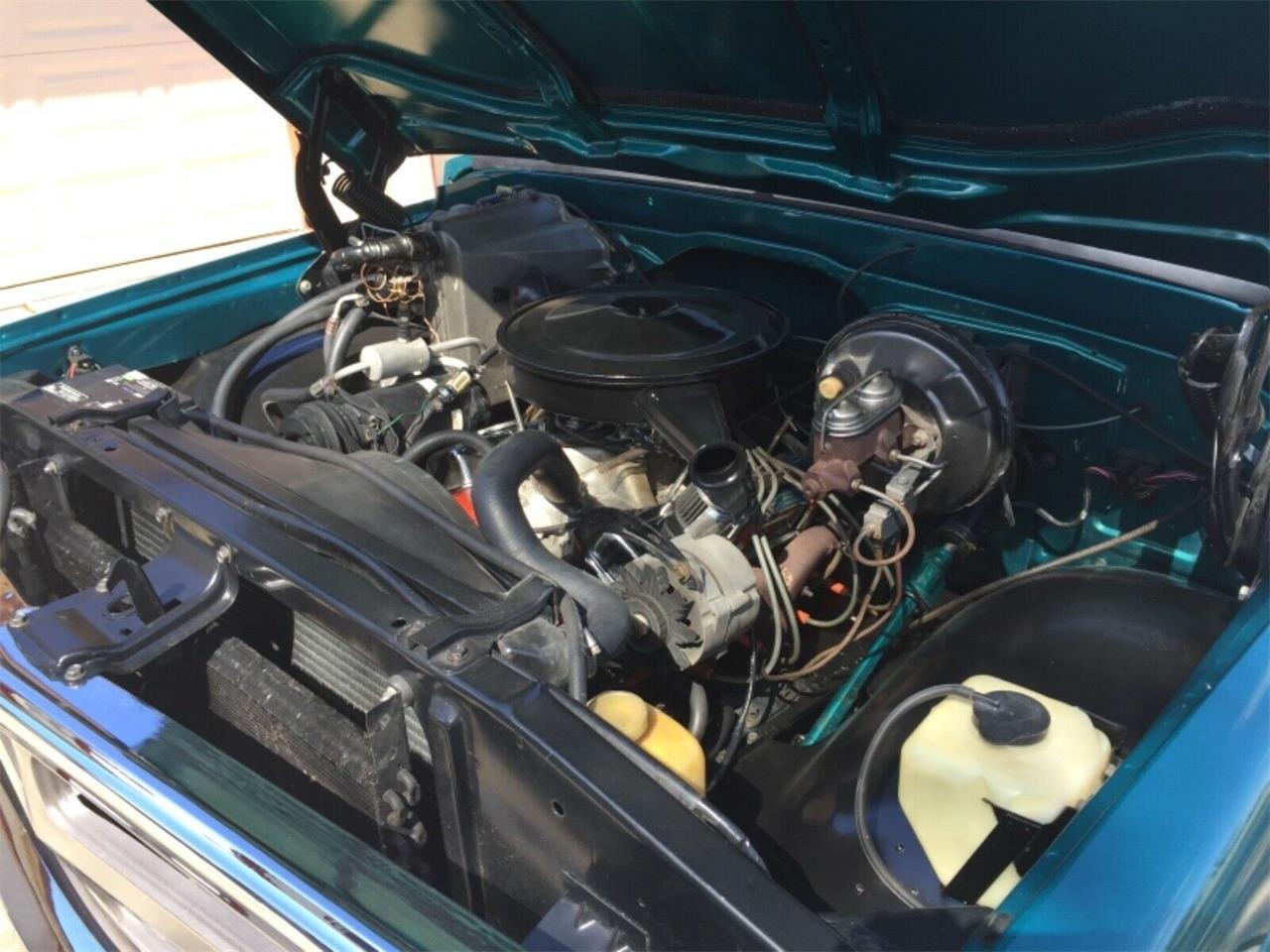 Gmc-Ck-10-1970-Turquoise-Black-15