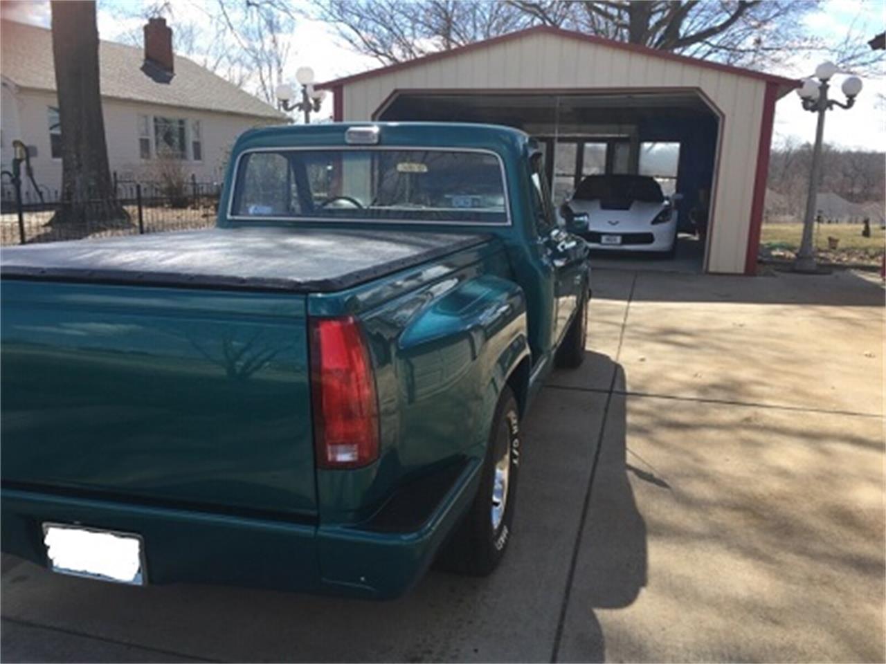 Gmc-Ck-10-1970-Turquoise-Black-5