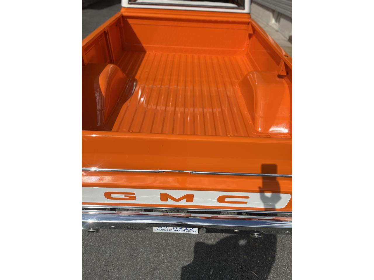Gmc-Ck-10-1972-Orange-White-Orange-Black-3