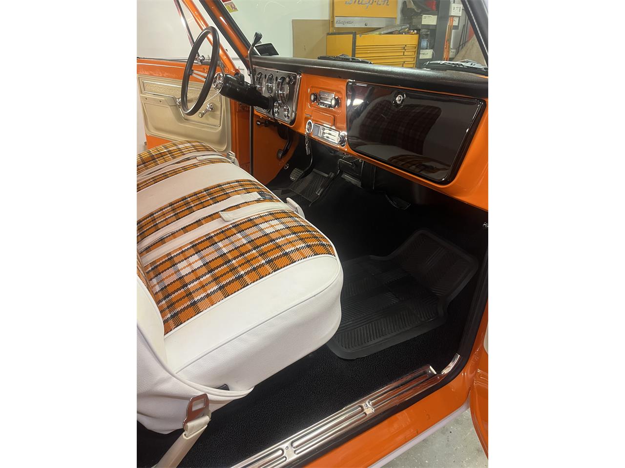 Gmc-Ck-10-1972-Orange-White-Orange-Black-5