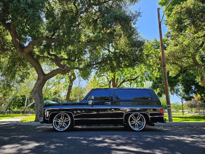 Gmc-Jimmy-1976-Black-3