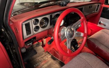 Gmc-Jimmy-1984-Black-Red-13
