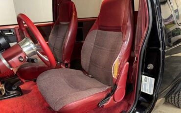 Gmc-Jimmy-1984-Black-Red-21