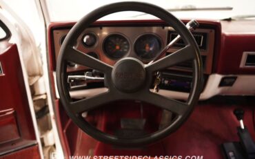 Gmc-Jimmy-1986-Frost-White-Burgundy-43