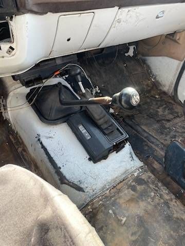 Gmc-Jimmy-1986-White-3