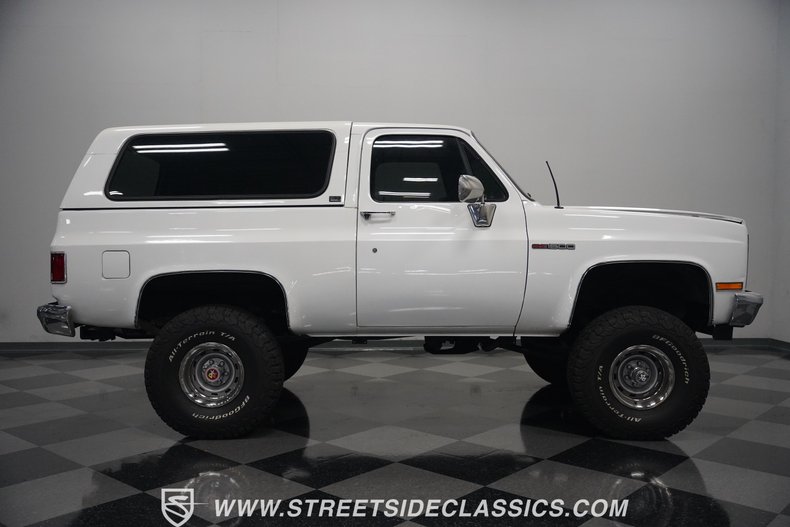 Gmc-Jimmy-1991-Interstellar-White-Dark-Cognac-16
