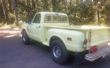 Gmc-K1500-1972-YellowWhite-Black-with-Plaid-34