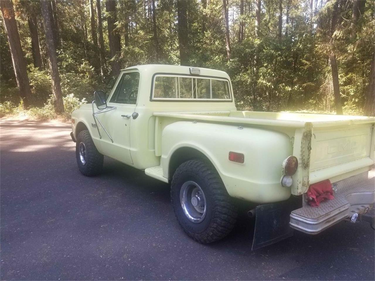 Gmc-K1500-1972-YellowWhite-Black-with-Plaid-34