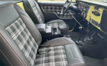 Gmc-K1500-1972-YellowWhite-Black-with-Plaid-57