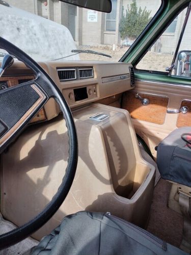 Gmc-Other-1976-Green-Beige-22