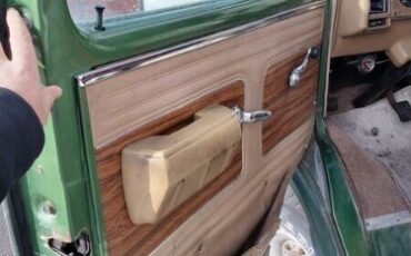 Gmc-Other-1976-Green-Beige-23