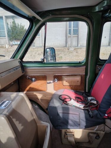 Gmc-Other-1976-Green-Beige-26