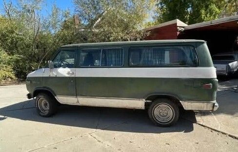 Gmc-Other-1976-Green-Beige-7