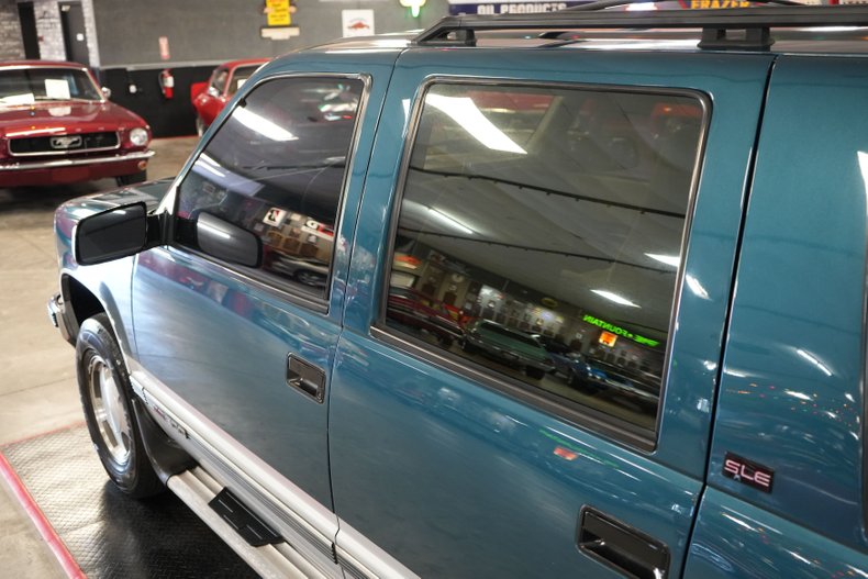 Gmc-Other-1993-Blue-Metallic-Gray-39