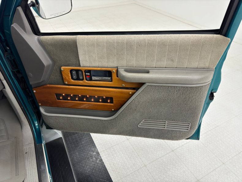 Gmc-Other-1993-Turquoise-Metallic-Gray-43