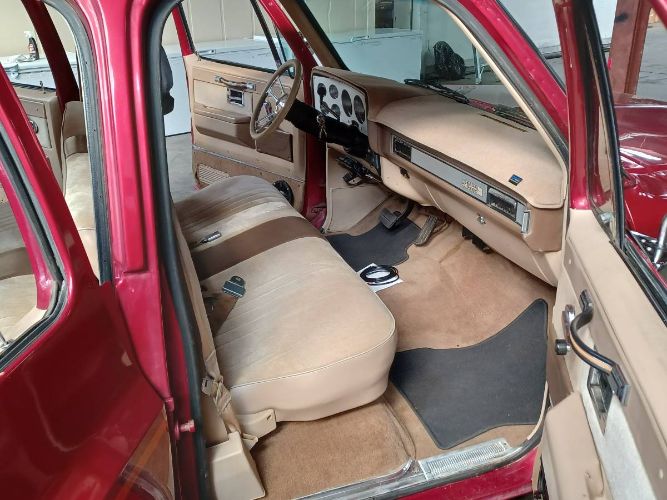 Gmc-Pickup-1983-Red-14