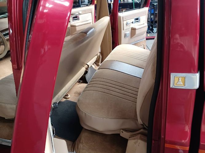 Gmc-Pickup-1983-Red-16