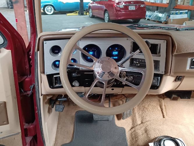 Gmc-Pickup-1983-Red-6