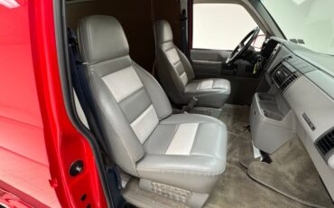 Gmc-Safari-1995-Red-Gray-39
