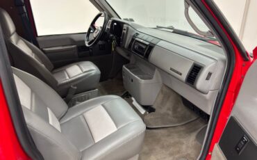 Gmc-Safari-1995-Red-Gray-40