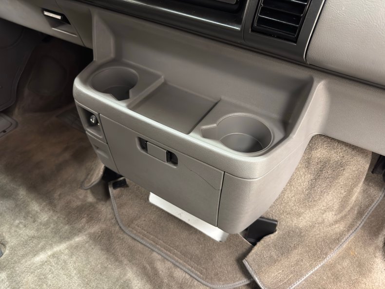 Gmc-Safari-1995-Red-Gray-46