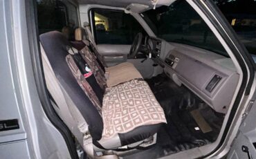 Gmc-Sierra-12-ton-nominal-1994-grey-9