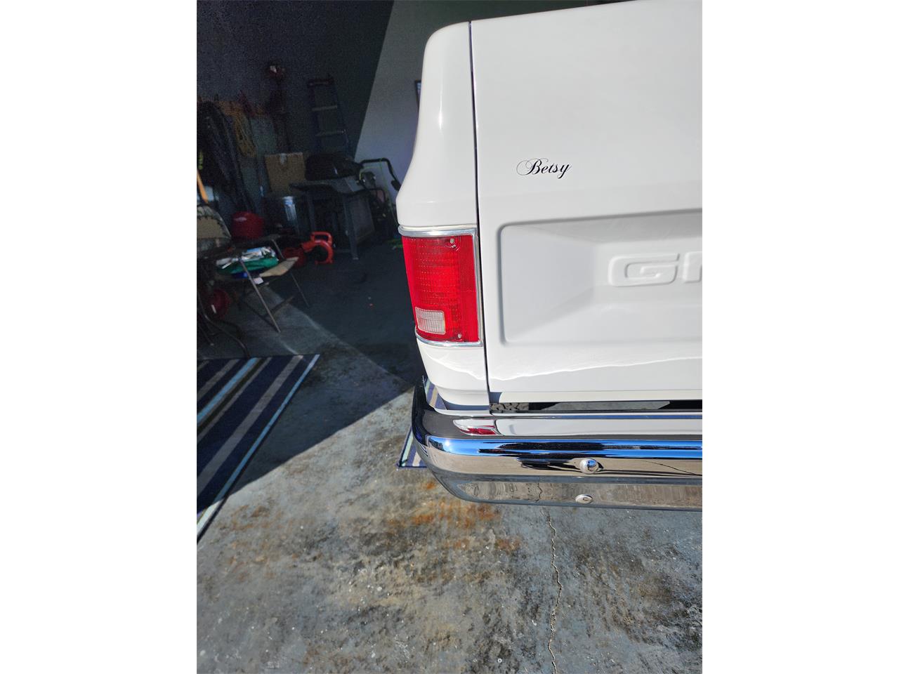 Gmc-Sierra-1500-1981-White-Black-10