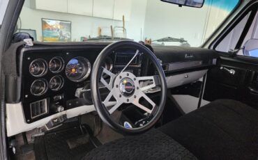 Gmc-Sierra-1500-1981-White-Black-13