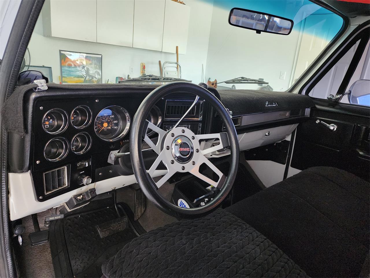 Gmc-Sierra-1500-1981-White-Black-13