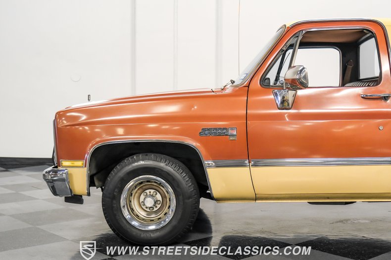 Gmc-Sierra-1500-1983-Light-Bronze-Mahogany-1