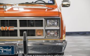 Gmc-Sierra-1500-1983-Light-Bronze-Mahogany-31