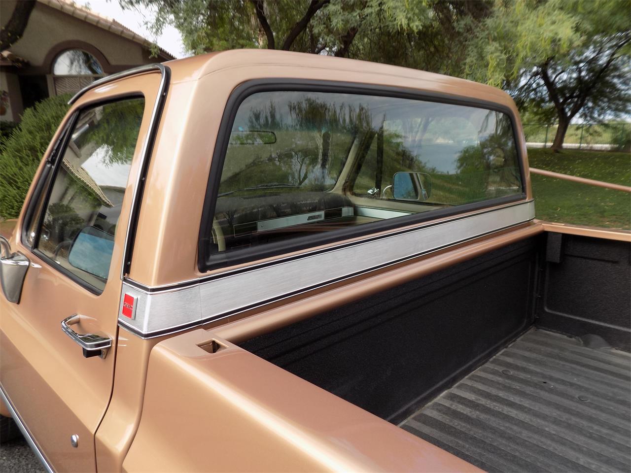 Gmc-Sierra-1500-1985-Metallic-Fawn-Brown-Medium-Prairie-Tan-D-18