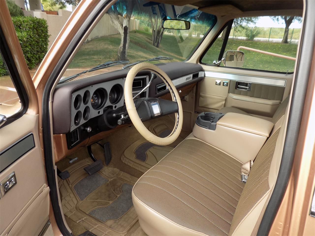 Gmc-Sierra-1500-1985-Metallic-Fawn-Brown-Medium-Prairie-Tan-D-22
