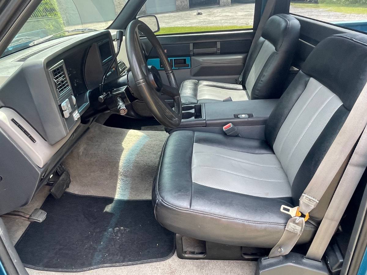 Gmc-Sierra-1500-1988-blue-10
