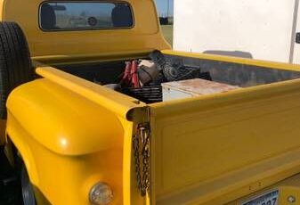 Gmc-Sierra-1966-Yellow-Gray-4