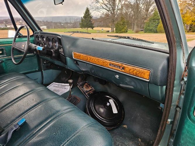 Gmc-Sierra-1977-Green-Green-2