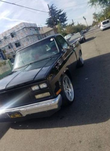 Gmc-Sierra-1981-Black-1