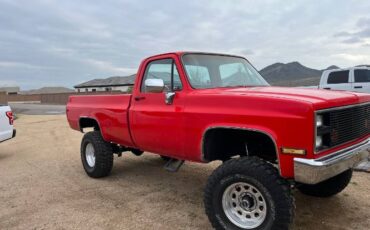 Gmc-Sierra-1982-Red-7