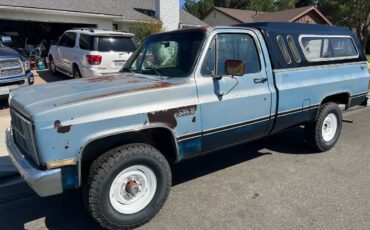 Gmc-Sierra-1982-blue